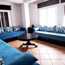 Annonce 421 : JOLIE GARÇONNIERE AU CENTRE DE MARTIL